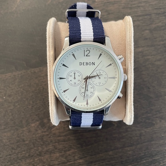 Watch - Picture 2 of 2